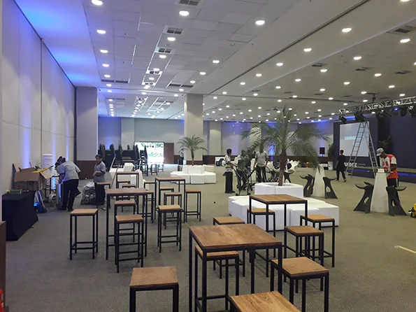 Área de convivência em convenção da Novartis